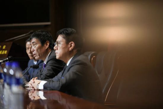 玲珑小姐的服务